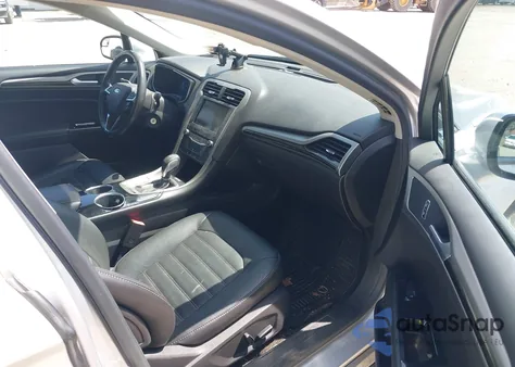 2013 Ford Fusion Hybrid Se from USA, damaged, VIN 3FA6P0LU7DR196888